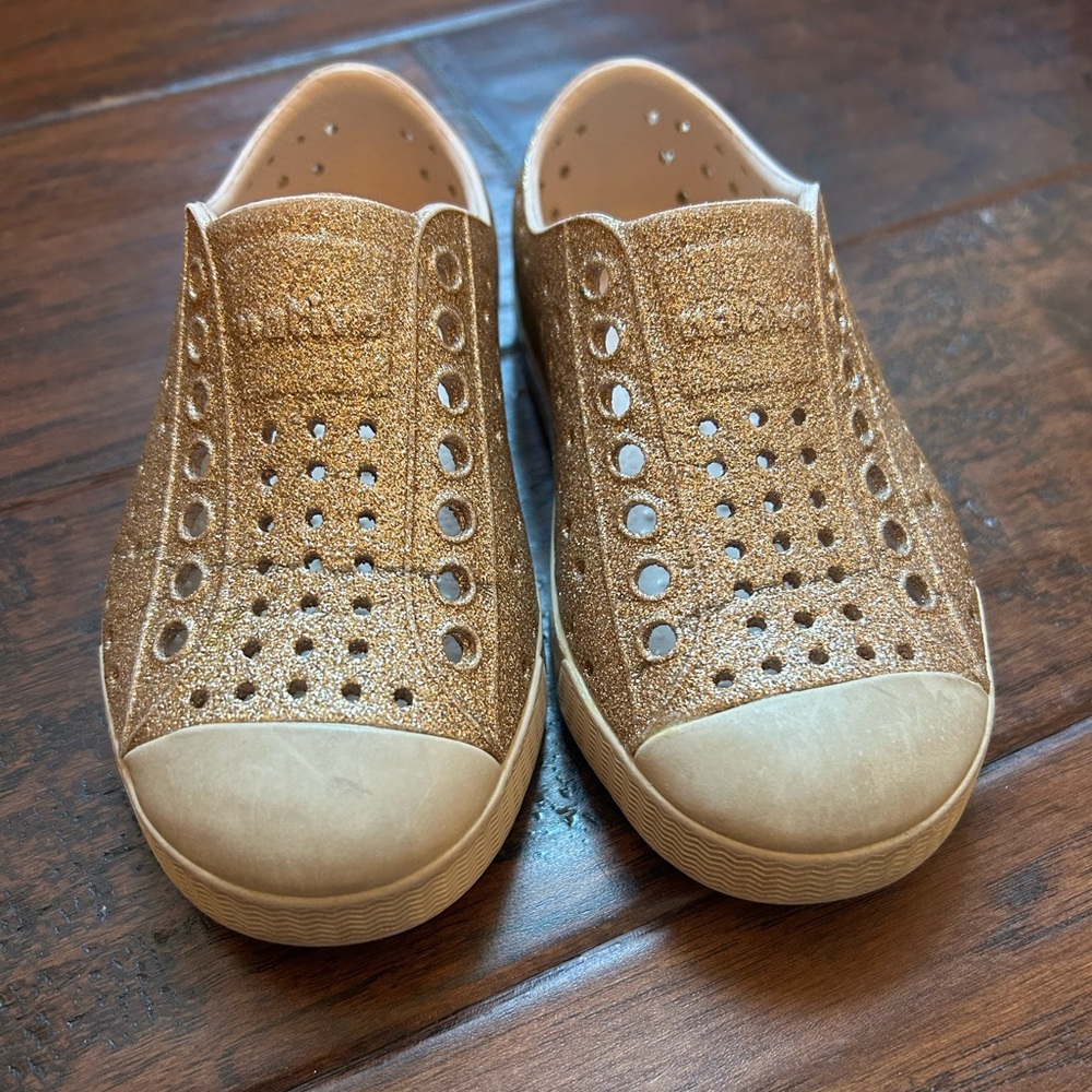 Native Kids Jefferson Bling Rose Gold Sneaker Water Shoes